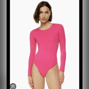 Babaton (Aritzia) Contour bodysuit- small- Eros Pink